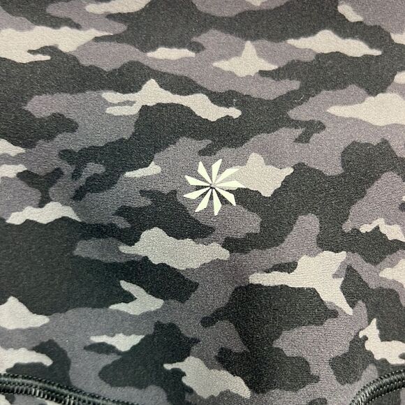 Athleta Black And Gray salutation stash pocket Camo Leggings Size small EUC - Picture 6 of 11